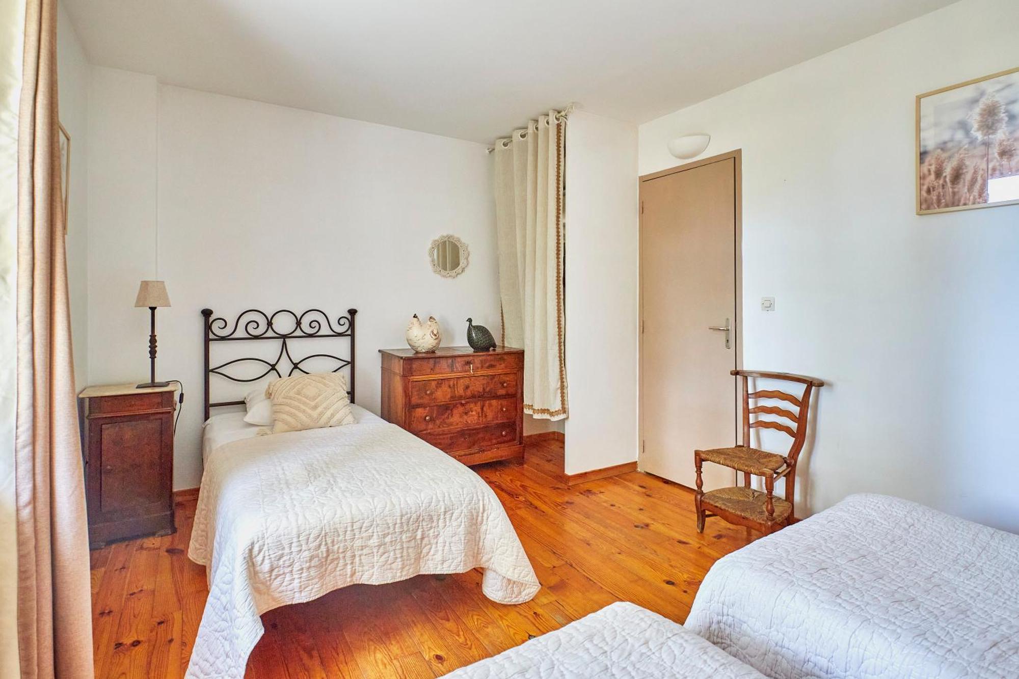Mas du Versadou Saint-Gilles (Gard) Quarto foto