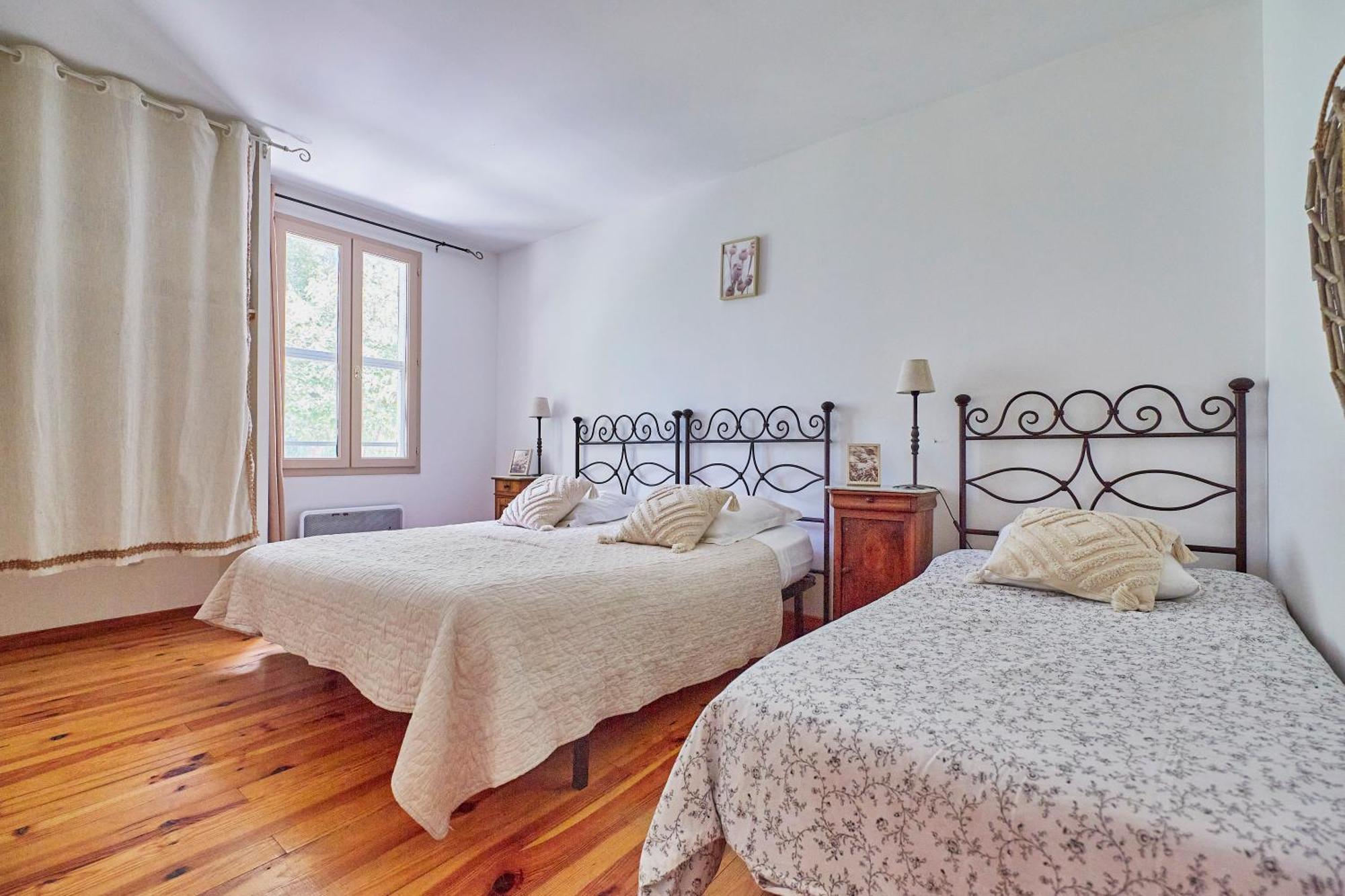 Mas du Versadou Saint-Gilles (Gard) Quarto foto